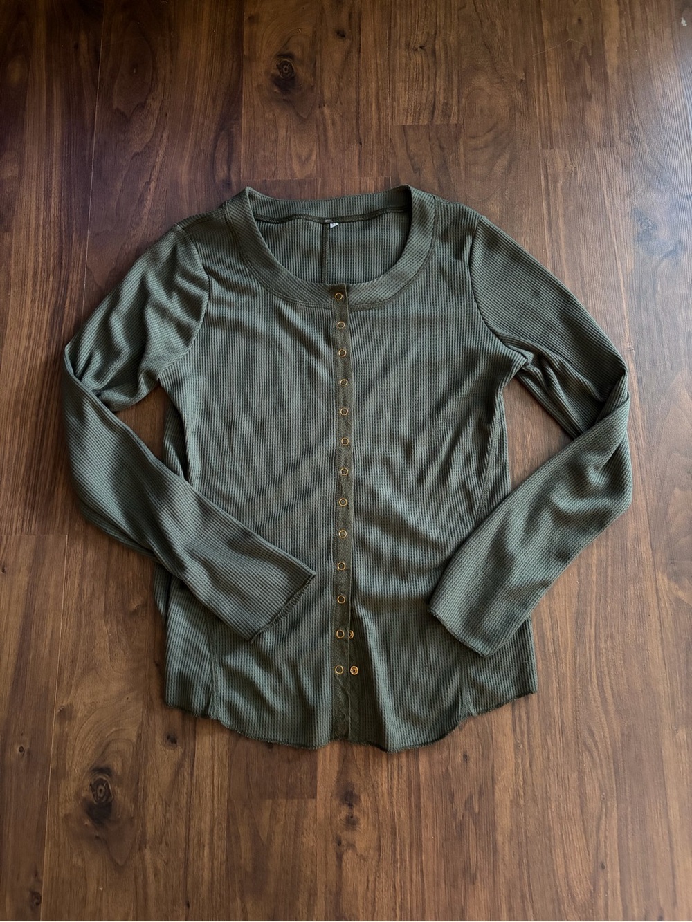 Olive Ribbed Button-Front Long Sleeve Top